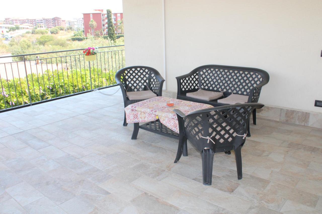 Villa Sicilia Apartment คาตาเนีย ภายนอก รูปภาพ