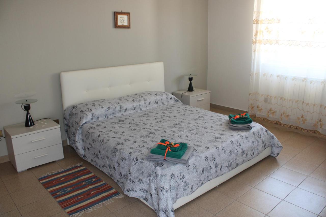 Villa Sicilia Apartment คาตาเนีย ภายนอก รูปภาพ